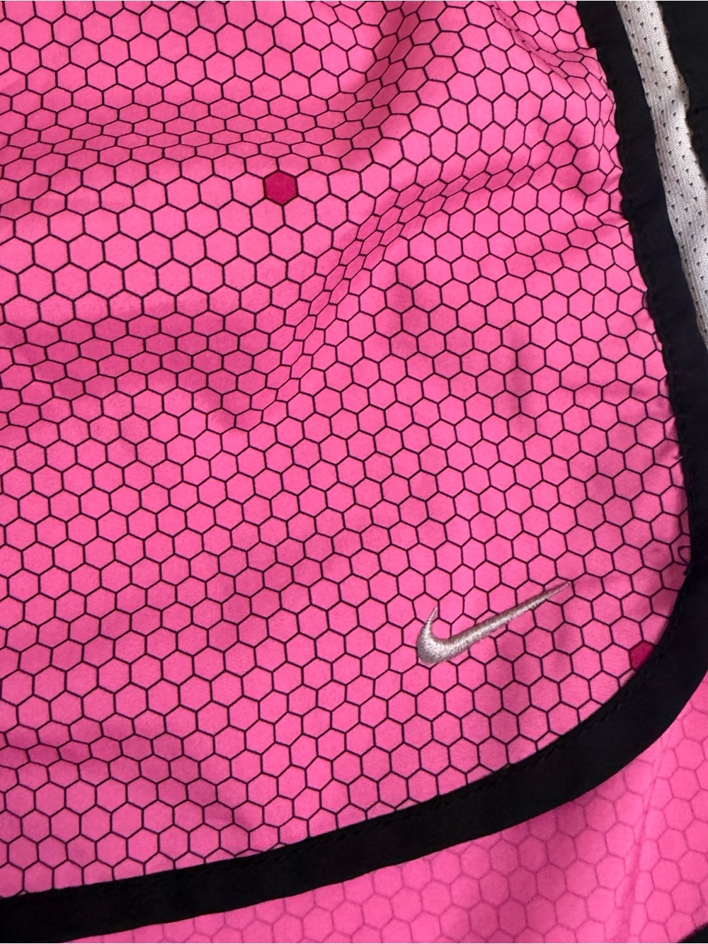 Nike Dri-FIT Pink Honeycomb Running Shorts Women’s Size Medium - Picture 2 of 6